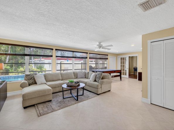 5730 NE 21st Rd, Fort Lauderdale FL 33308