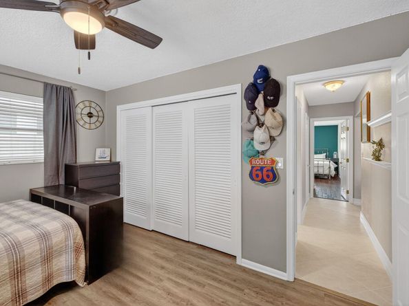 5730 NE 21st Rd, Fort Lauderdale FL 33308