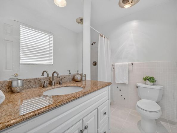 5730 NE 21st Rd, Fort Lauderdale FL 33308