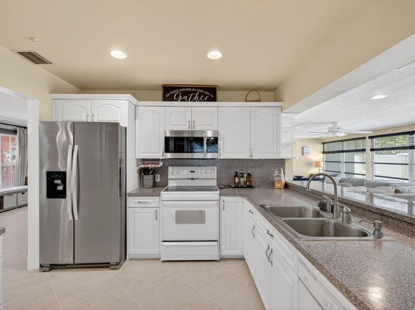 5730 NE 21st Rd, Fort Lauderdale FL 33308