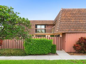 9 Atrium Circle A, Atlantis FL 33462