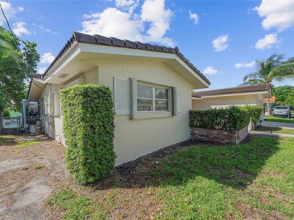 1430 NE 57th Ct, Fort Lauderdale FL 33334