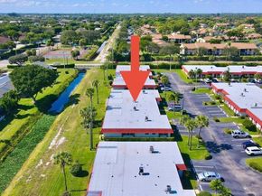5800 W Fernley Dr Drive W 40, Greenacres FL 33415