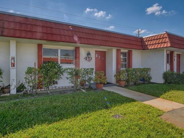 5800 W Fernley Dr Drive W 40, Greenacres FL 33415