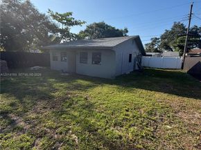 6123 Call Street, Hollywood FL 33024