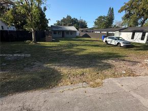 6123 Call Street, Hollywood FL 33024