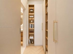 3250 Grand Avenue 307, Miami FL 33133