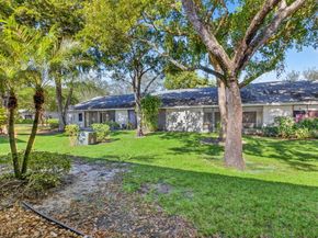 10911 Lake Front Place, Boca Raton FL 33498