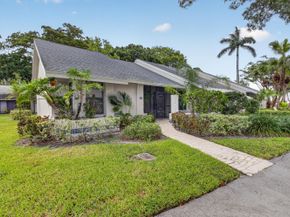10911 Lake Front Place, Boca Raton FL 33498
