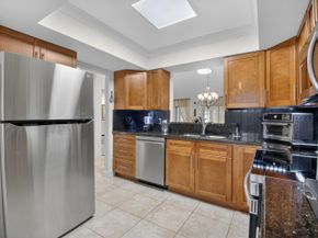 10911 Lake Front Place, Boca Raton FL 33498