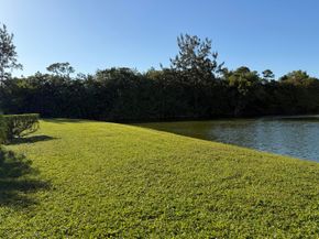 81 Camden Drive D, West Palm Beach FL 33417
