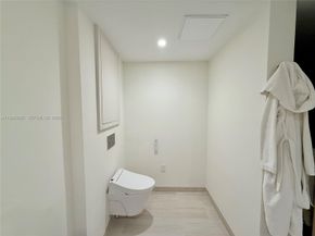 495 Brickell Avenue 5106, Miami FL 33131