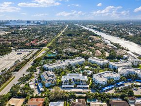 243 Bay Colony Drive N, Juno Beach FL 33408