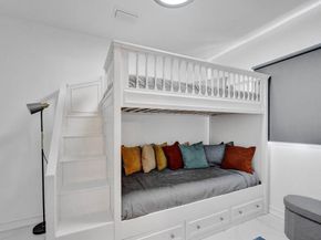 2001 Washington St, Hollywood FL 33020