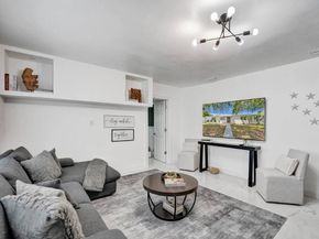 2001 Washington St, Hollywood FL 33020