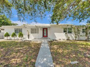 2001 Washington St, Hollywood FL 33020