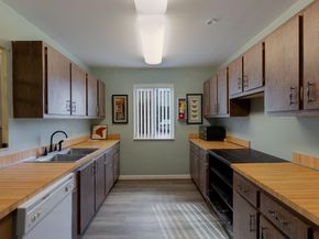 890 N Federal Highway 103, Lantana FL 33462