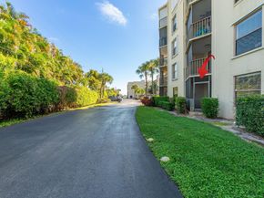 890 N Federal Highway 103, Lantana FL 33462