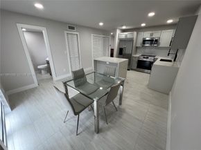 3826 SW 107th Avenue 22, Miami FL 33165