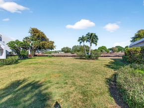 2303 Bridgewood Drive 2303, Boca Raton FL 33434