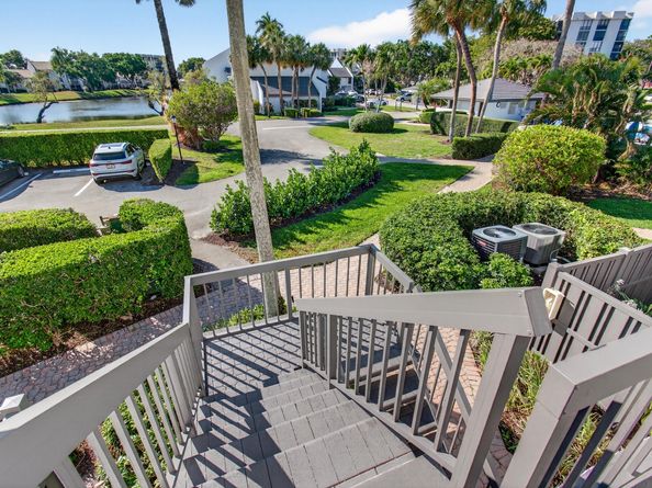 2303 Bridgewood Drive 2303, Boca Raton FL 33434