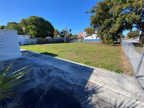 691 E 48th Street, Hialeah FL 33013