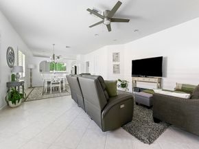 9142 Bay Point Circle, West Palm Beach FL 33411