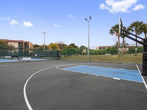 7080 Environ Boulevard 423, Lauderhill FL 33319