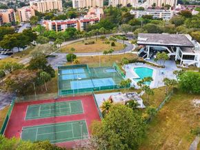 7080 Environ Boulevard 423, Lauderhill FL 33319