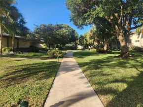 5101 NW 34th Street 101, Lauderdale Lakes FL 33319