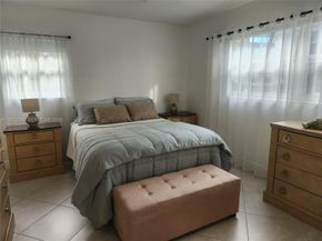 5101 NW 34th Street 101, Lauderdale Lakes FL 33319