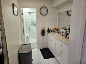 17914 NW 66th Ct Circle, Hialeah FL 33015