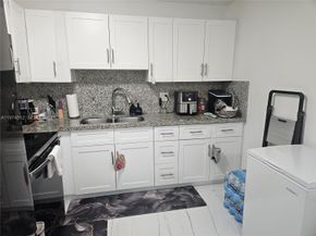17914 NW 66th Ct Circle, Hialeah FL 33015