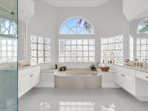 12040 NW 49th Dr, Coral Springs FL 33076