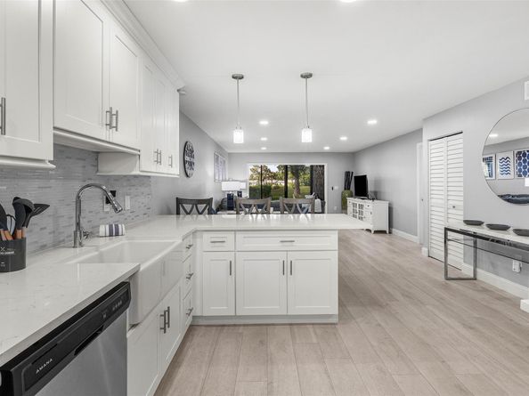 9286 Vista Del Lago E, Boca Raton FL 33428