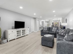 9286 Vista Del Lago E, Boca Raton FL 33428