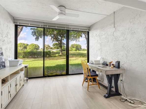 9286 Vista Del Lago E, Boca Raton FL 33428