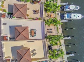 2254 SE 7th Street, Pompano Beach FL 33062