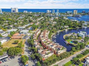 2254 SE 7th Street, Pompano Beach FL 33062