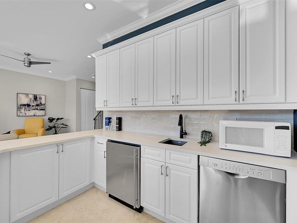 2254 SE 7th Street, Pompano Beach FL 33062