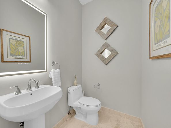 2254 SE 7th Street, Pompano Beach FL 33062