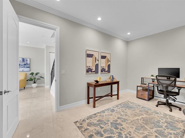 2254 SE 7th Street, Pompano Beach FL 33062