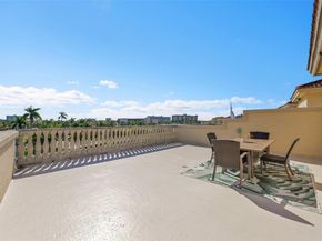 2254 SE 7th Street, Pompano Beach FL 33062