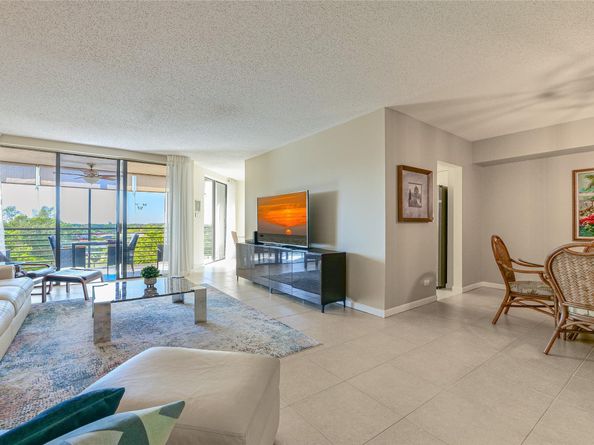 7200 Radice Ct 705, Lauderhill FL 33319