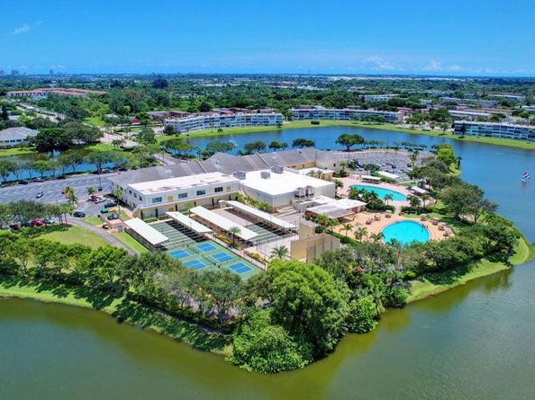 47 Camden B, West Palm Beach FL 33417