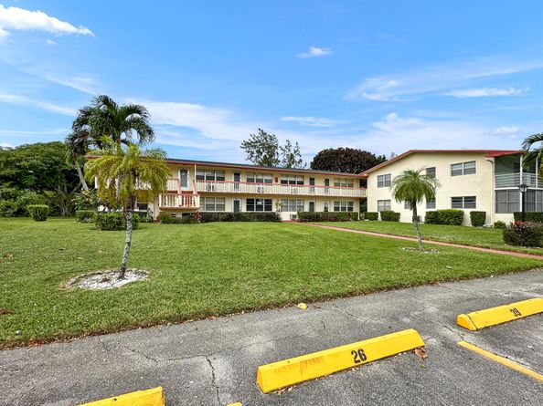 47 Camden B, West Palm Beach FL 33417