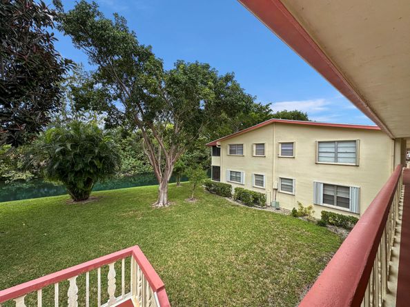 47 Camden B, West Palm Beach FL 33417