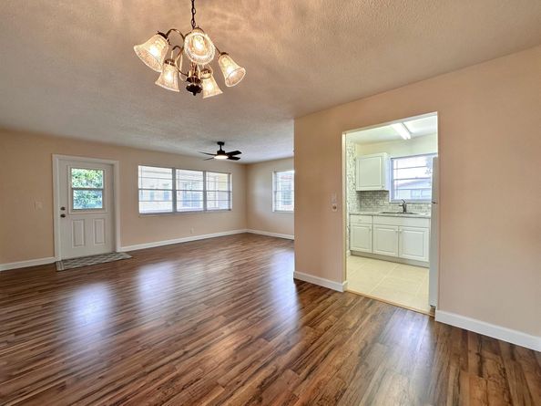 47 Camden B, West Palm Beach FL 33417