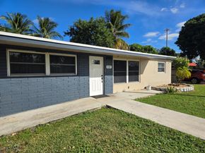 5181 SW 14th St, Fort Lauderdale FL 33317