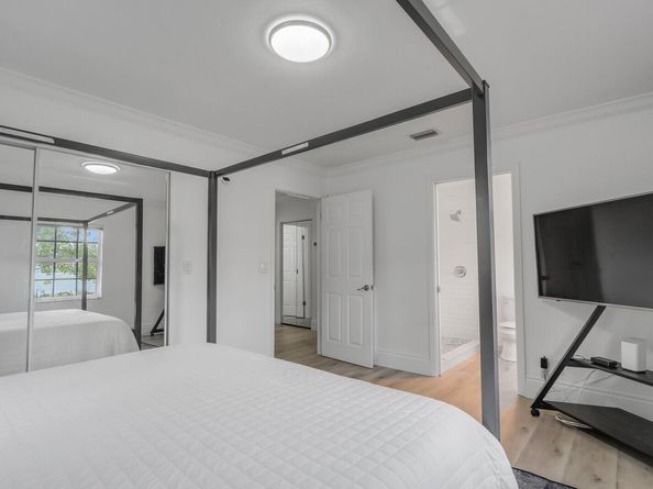 1 Beverly Road W, Jupiter FL 33469